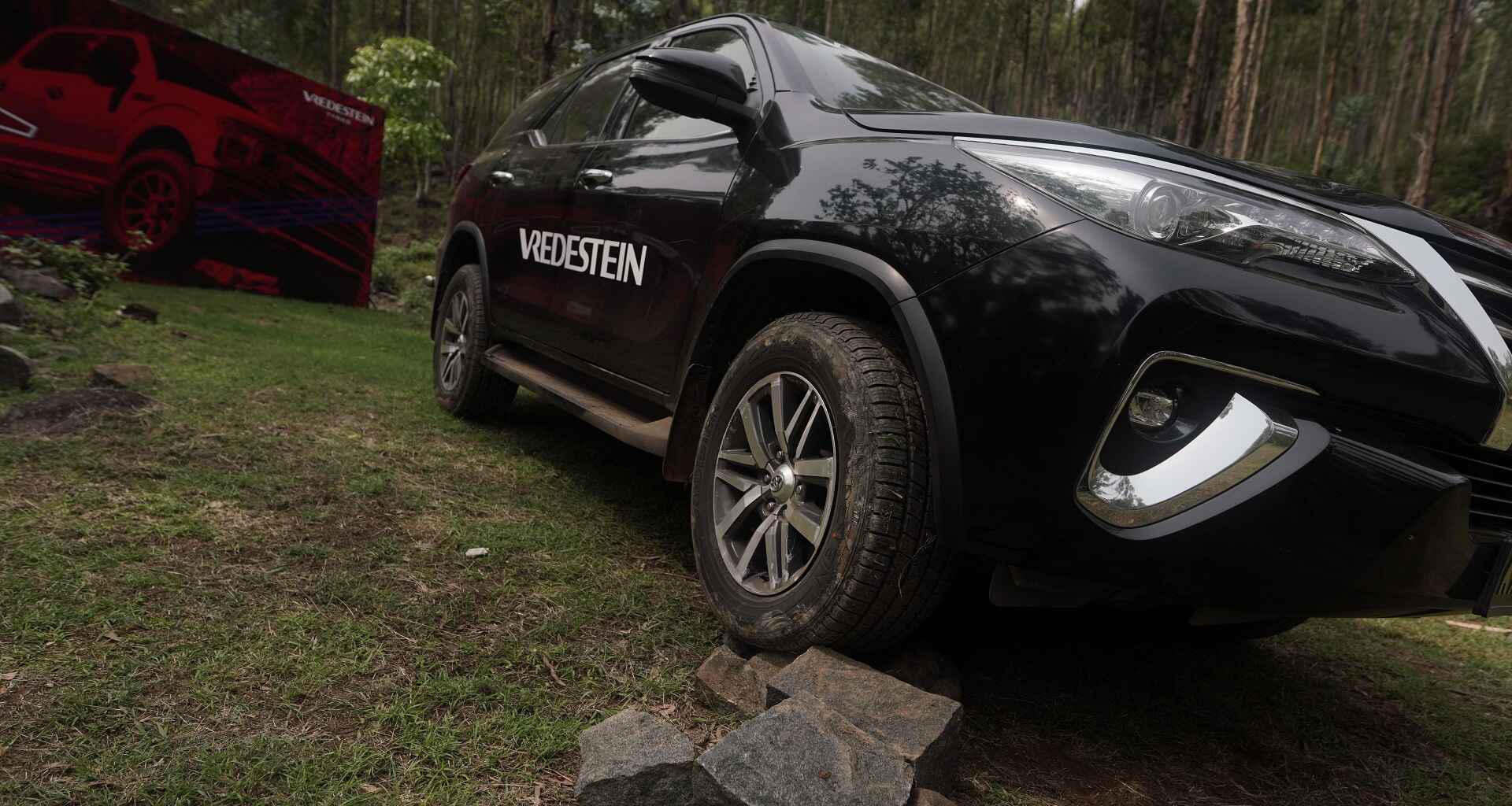 /content/dam/orbit/apollo-corporate/press/news/Pinza HT launch web.jpg